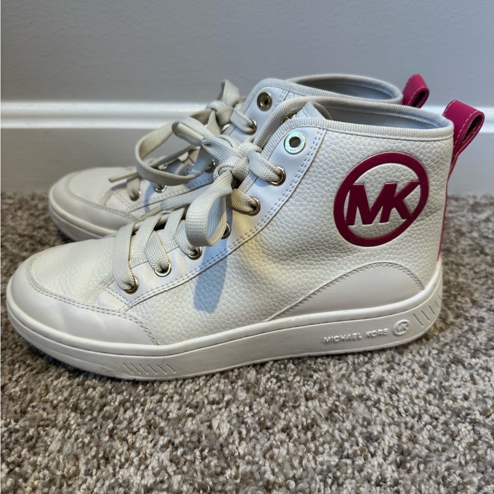 Michael Kors Shea High-Top Sneaker - Picture 2 of 9
